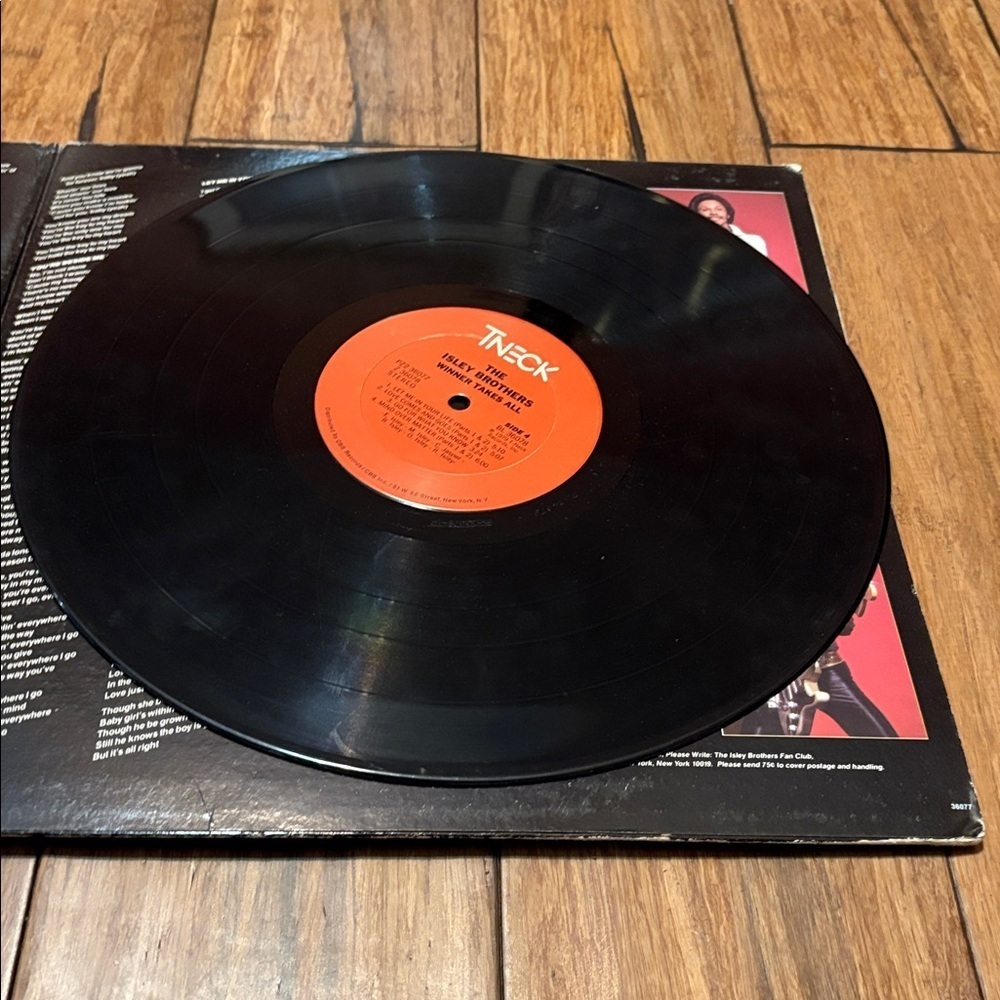 The Isley Brothers - “Winner Takes All”Vinyl 2xLP - Picture 7 of 8